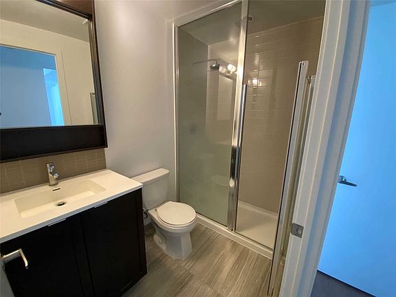 5th image of 2560 Eglinton Ave W #911