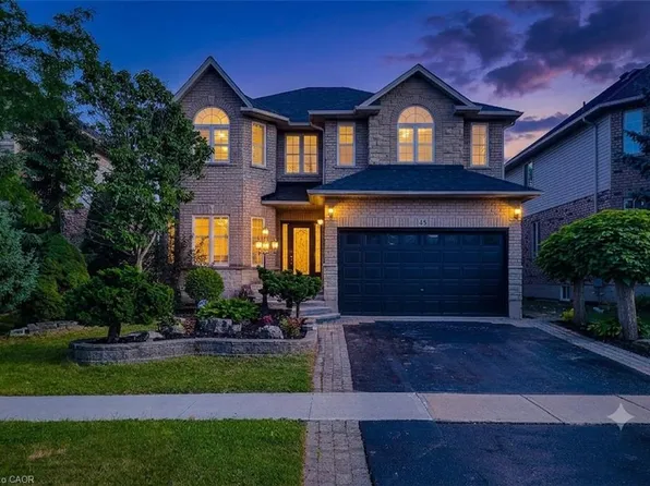 49 Stonehenge Dr, Hamilton, ON L9K 1N6