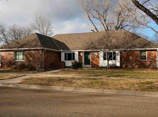 9714 W 10th St N, Wichita, KS 67212