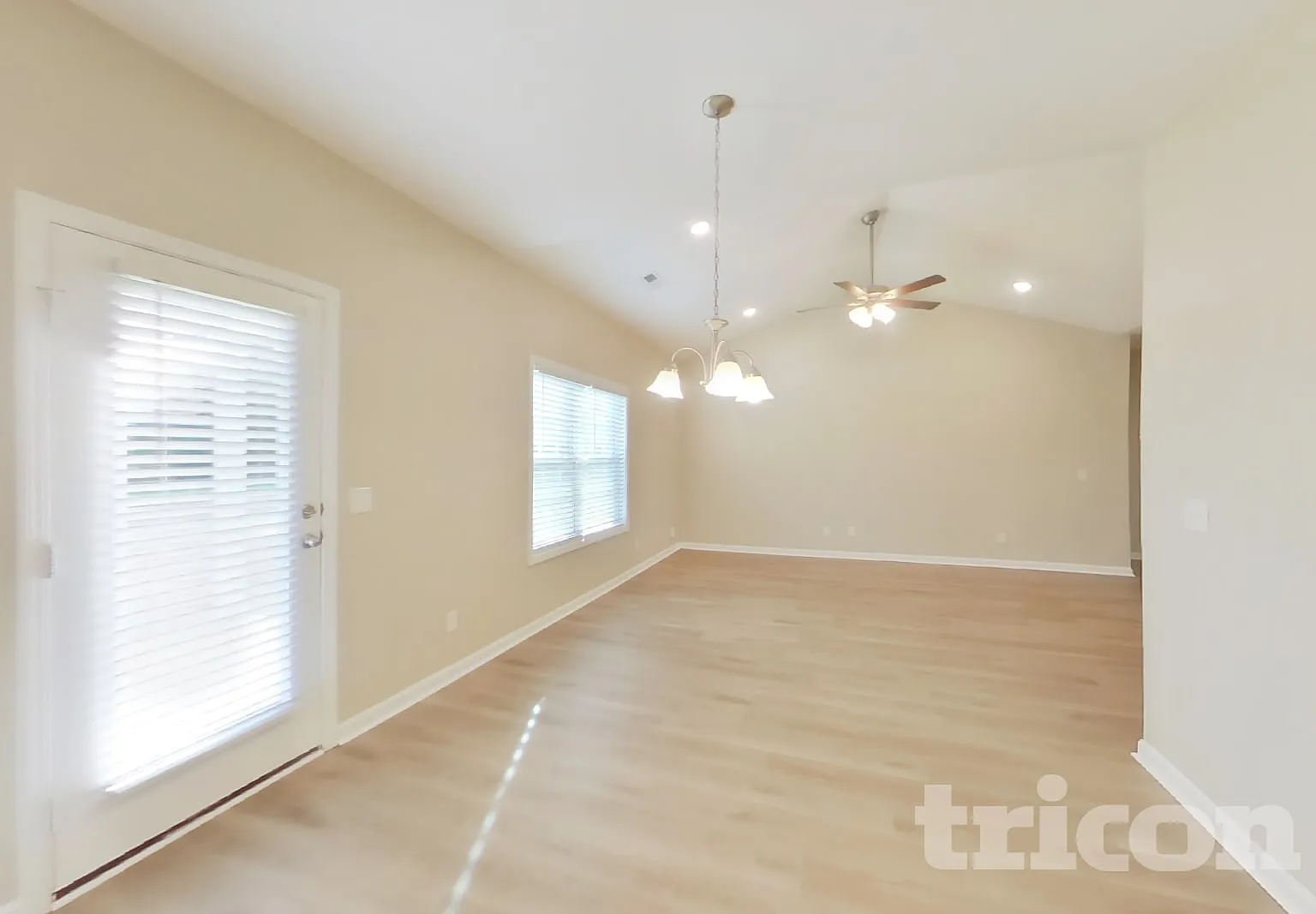 1010 Cyril Drive Spring Hill TN — Photo 3