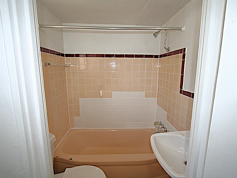 Mason Apts — Photo 8