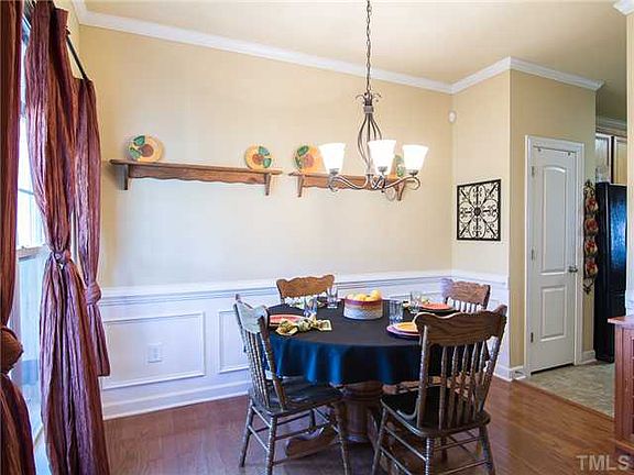 3rd image of 78 Bannerview Dr