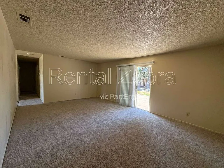 1836 Cheyenne Dr — Photo 4