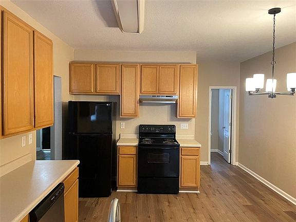 3rd image of 5092 Windsor Forrest Ln