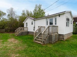 5 2nd Ave, Shediac, NB E4P5B9