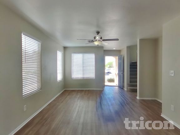 3rd image of 6020 Saint Petersburg Dr