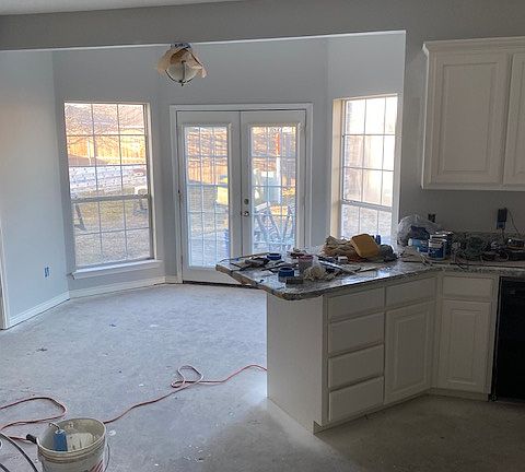 Breakfast bar and eat in kitchen