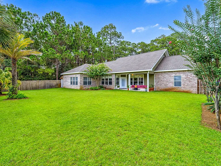 615 Shore Dr — Photo 15