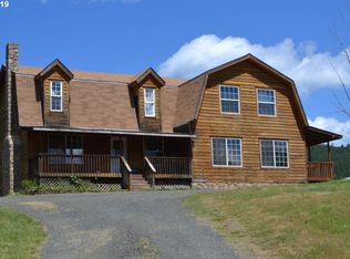 307 Towhee Ln, Tenmile, OR 97481