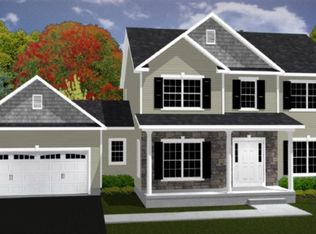 17 Birchwood Hills Dr, Troy, NY 12180