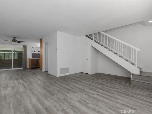 9685 Pettswood Dr, Huntington Beach, CA 92646