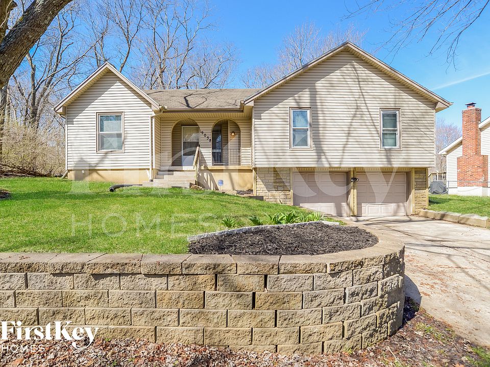 1st image of 9038 Manning Ave