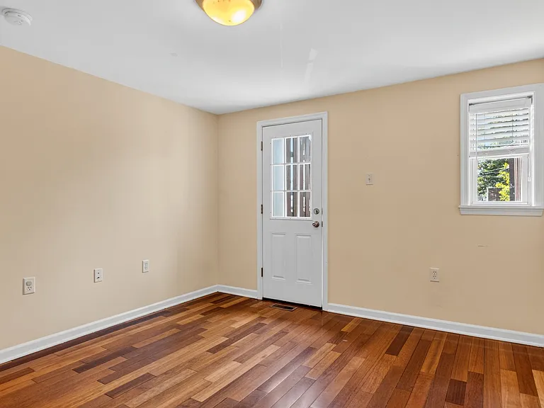 803 E Fort Ave — Photo 6