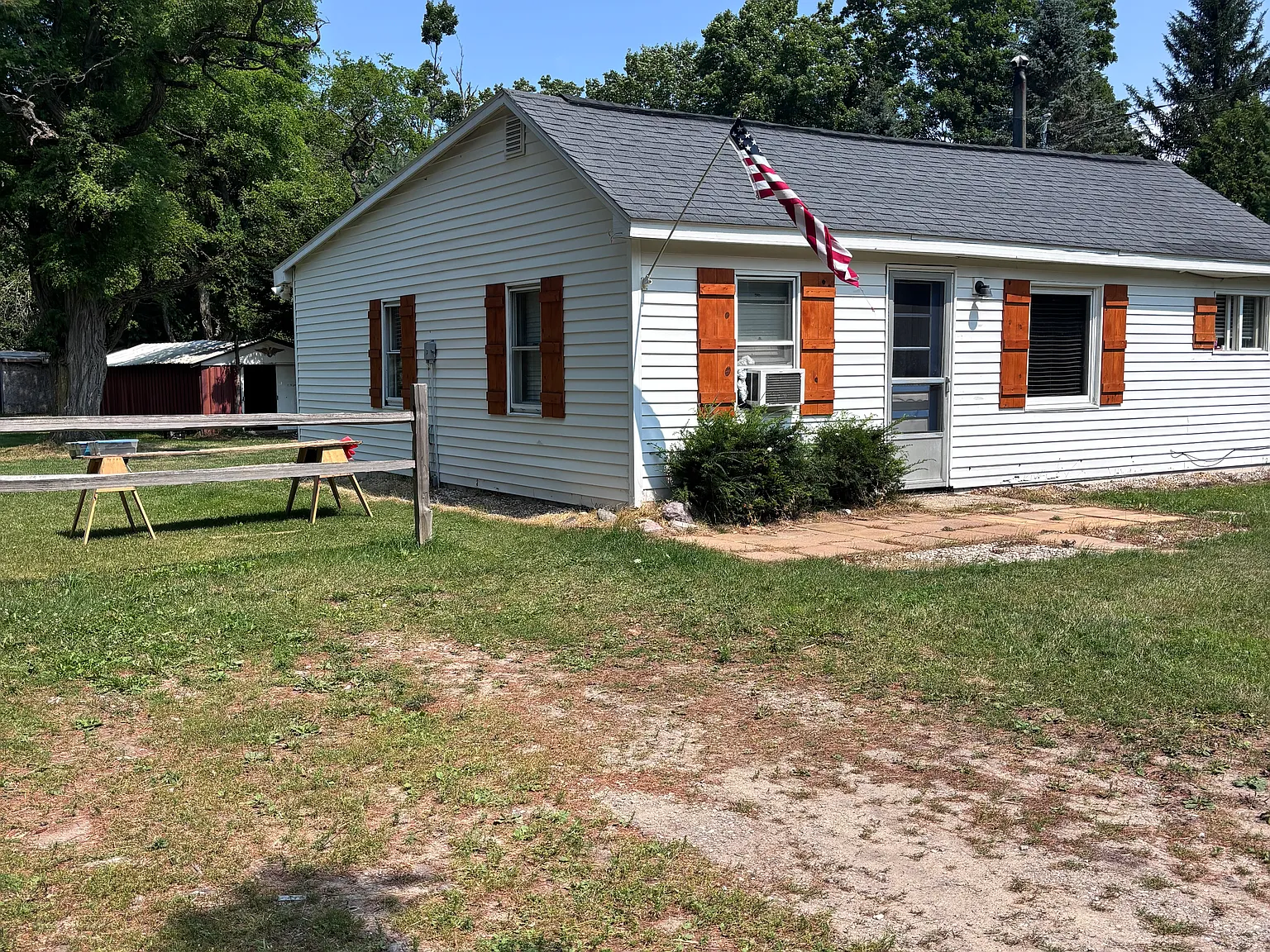2 bed, 900 sqft, $1,150 — Photo 1