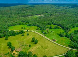 7782 Brockdell Rd, Pikeville, TN 37367