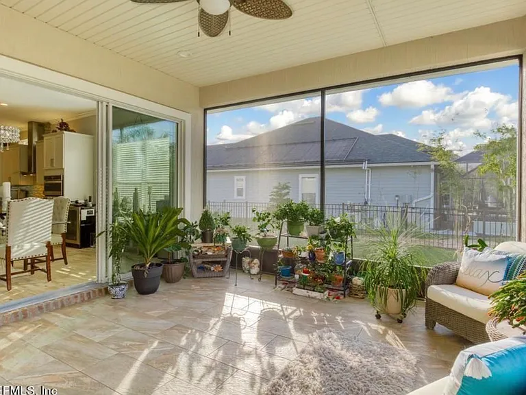 454 Athens Dr — Photo 11