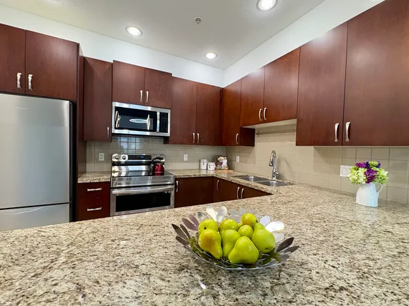 10237 133rd St #112, Surrey, BC V3T 0C6