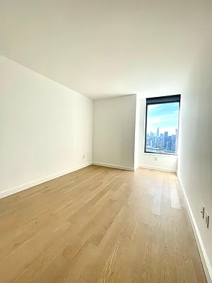 Rented by Modern Spaces | media 33