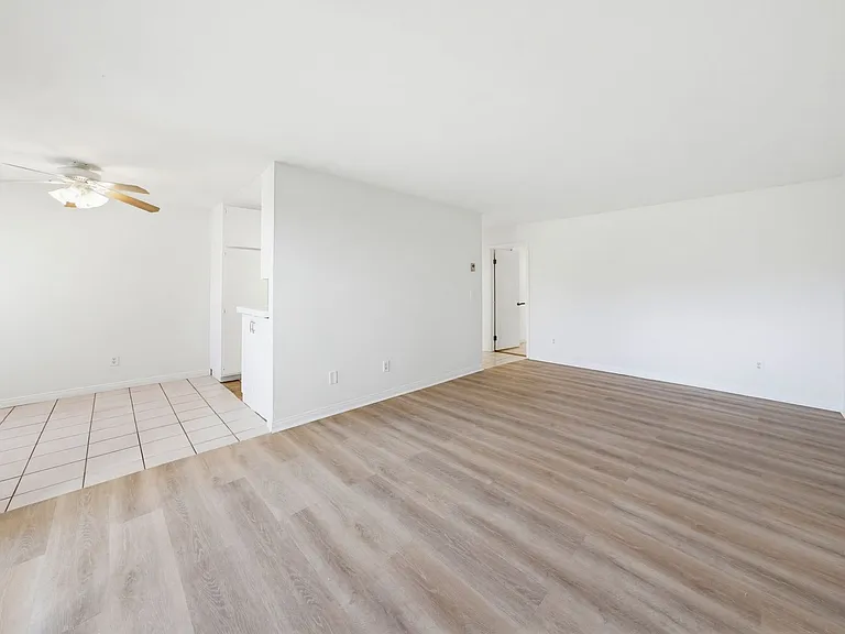 16192 Malaga Ln — Photo 16