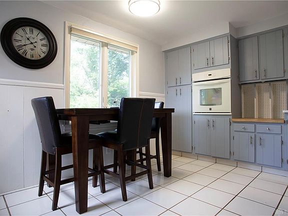 4th image of 208 Aberdeen Dr