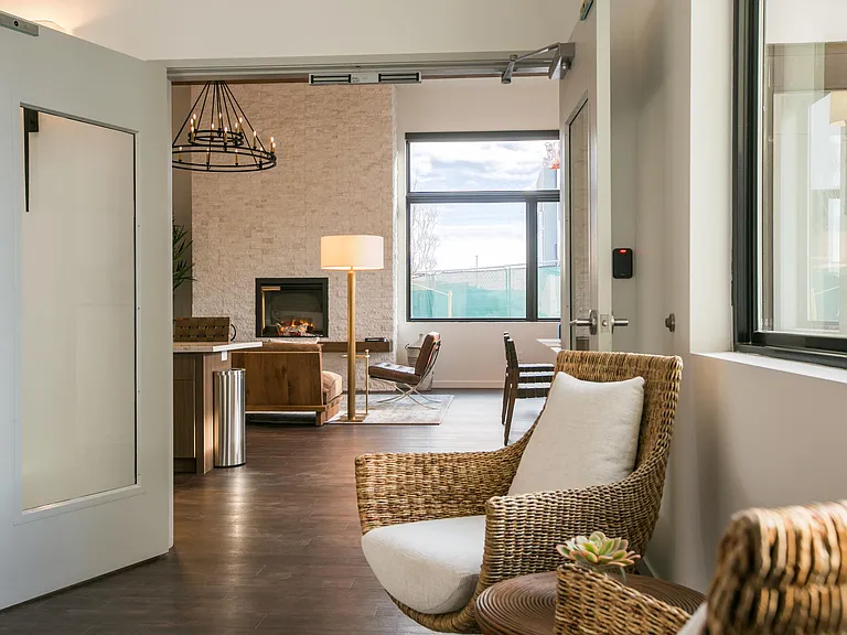 Cielo Luxury Living Apartments — Photo 25