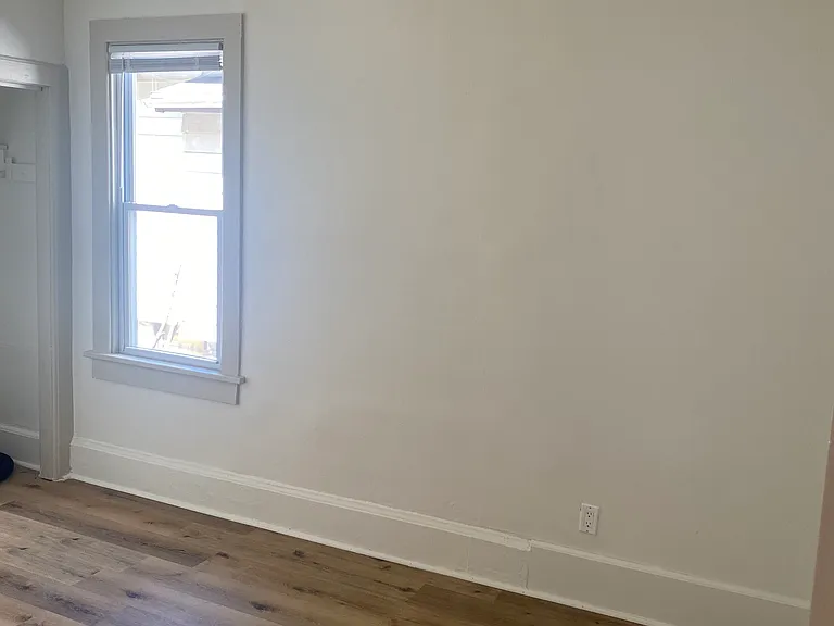 2436 N Fratney St #2436 — Photo 11
