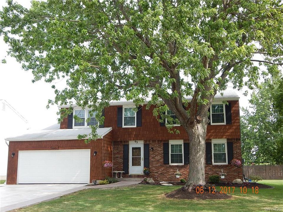 1st image of 92 Roycroft Dr