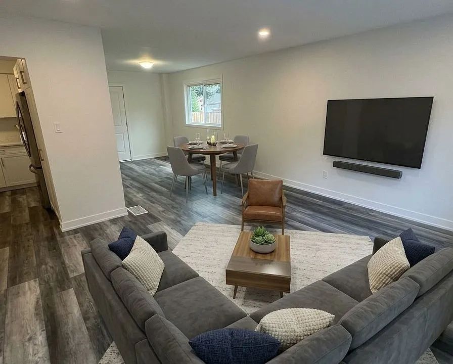 80 Delawana Dr