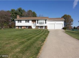 2514 Neudecker Rd, Westminster, MD 21157