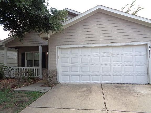 2nd image of 10223 Checkerberry Park Ln