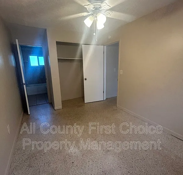 1530 Carmel Ave #2 — Photo 10