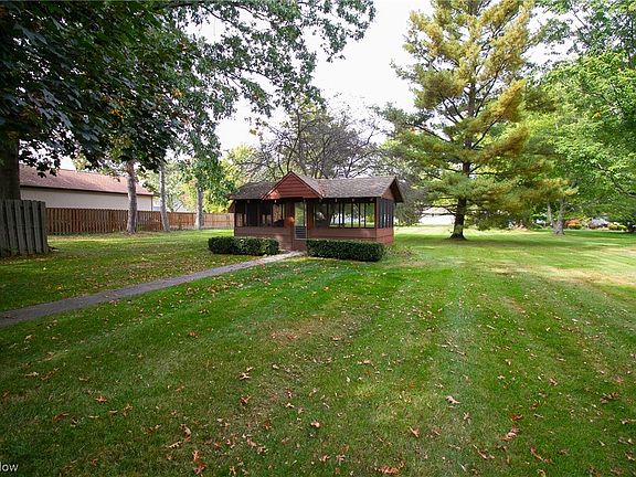 2nd image of 6689 Metro Park Dr