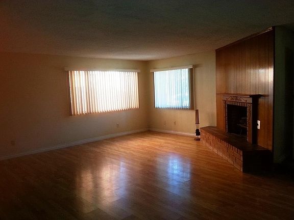 2nd image of 29 Orange Ave APT A