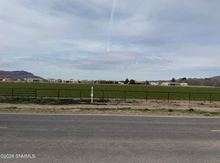 2 Harvey Farm Rd, Las Cruces, NM 88007