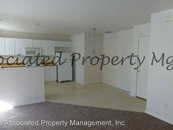 5th image of 5146 NE Schoeler Cir