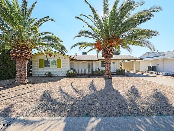 3rd image of 10701 W EL DORADO Drive