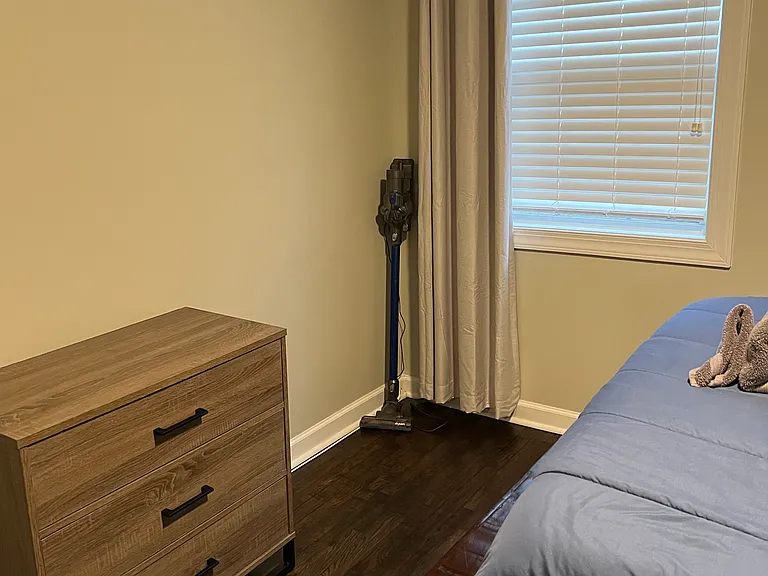913 Emmett Ave — Photo 19