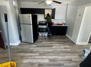 601 E 87th Pl APT 2, Chicago, IL 60619