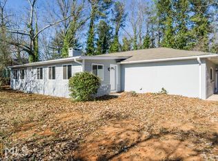 2395 Oakridge Ct, Decatur, GA 30032