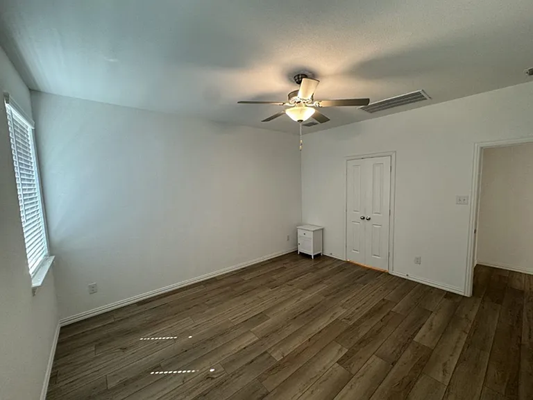 1105 Daffodil St — Photo 18