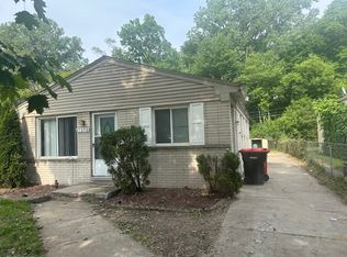 21058 Wakedon St, Southfield, MI 48033