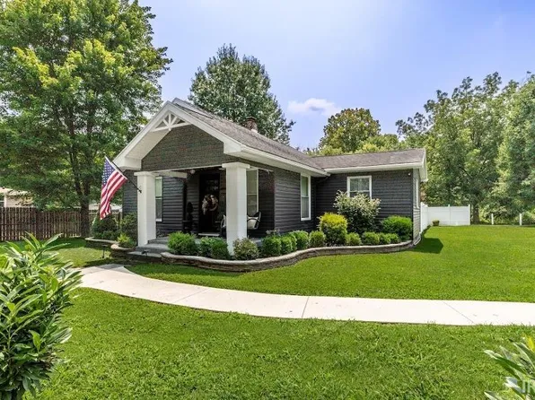 3908 Hogue Rd, Evansville, IN 47712