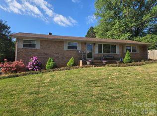 2824 25th Ave NE, Hickory, NC 28601