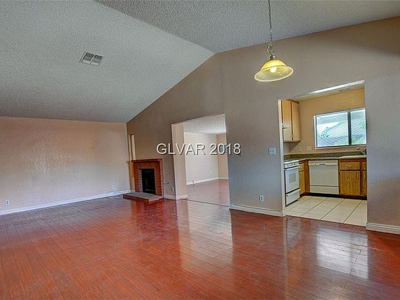 5th image of 7361 Girard Dr