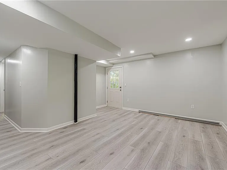 435 Little Pines Ct — Photo 7
