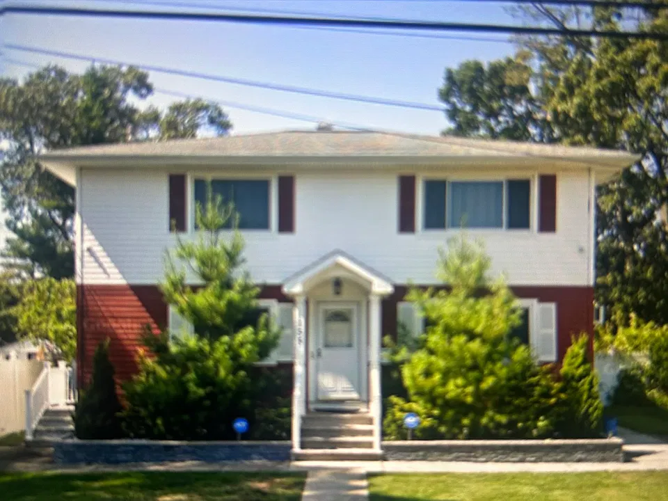 155 Trouville Rd