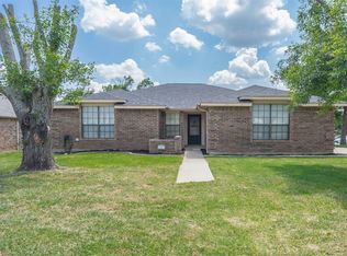 619 Linda Dr, Burleson, TX 76028