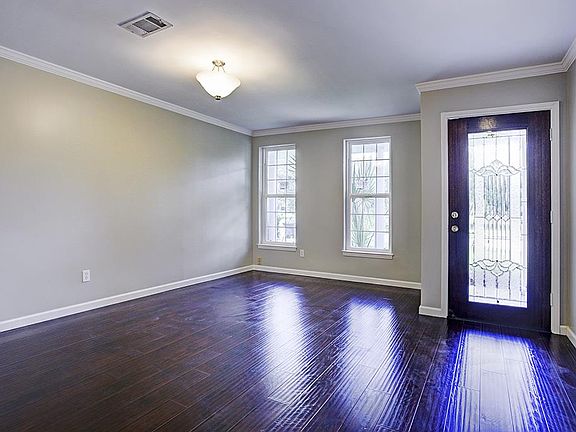 2nd image of 11515 Hillcroft St