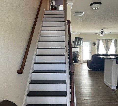 5th image of 7558 Villa Ct