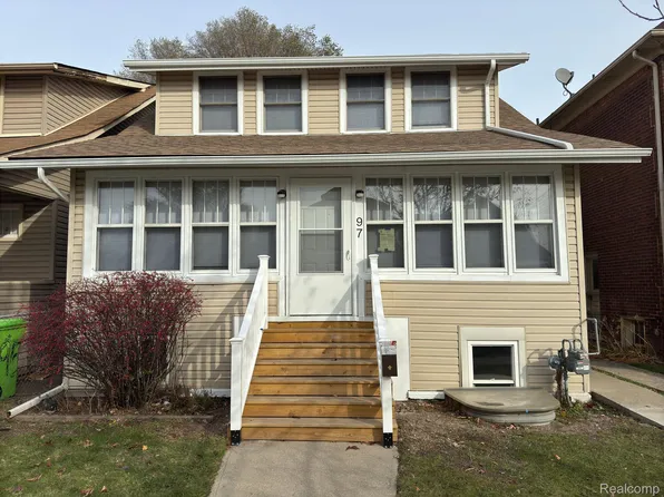 97 Maple St, River Rouge, MI 48218